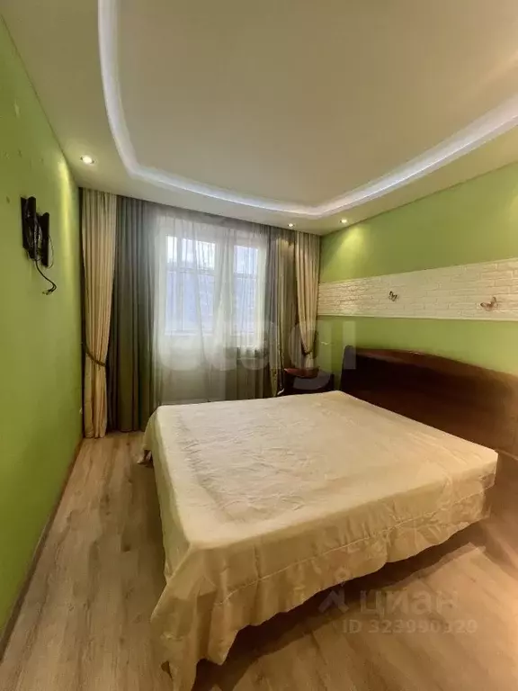 2-к кв. Красноярский край, Красноярск просп. Металлургов, 55А (53.6 м) - Фото 1