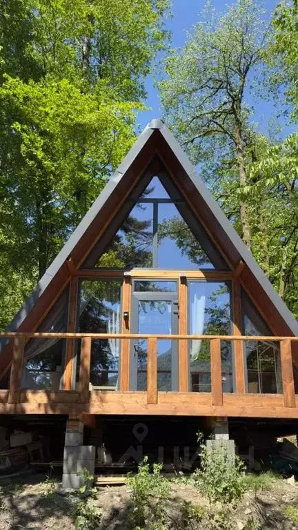 Дом в Краснодарский край, Сочи городской округ, Красная Поляна пгт ул. ... - Фото 0
