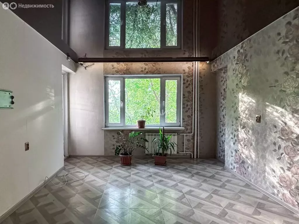 3-комнатная квартира: Ангарск, 219-й квартал, 16 (62.5 м) - Фото 0