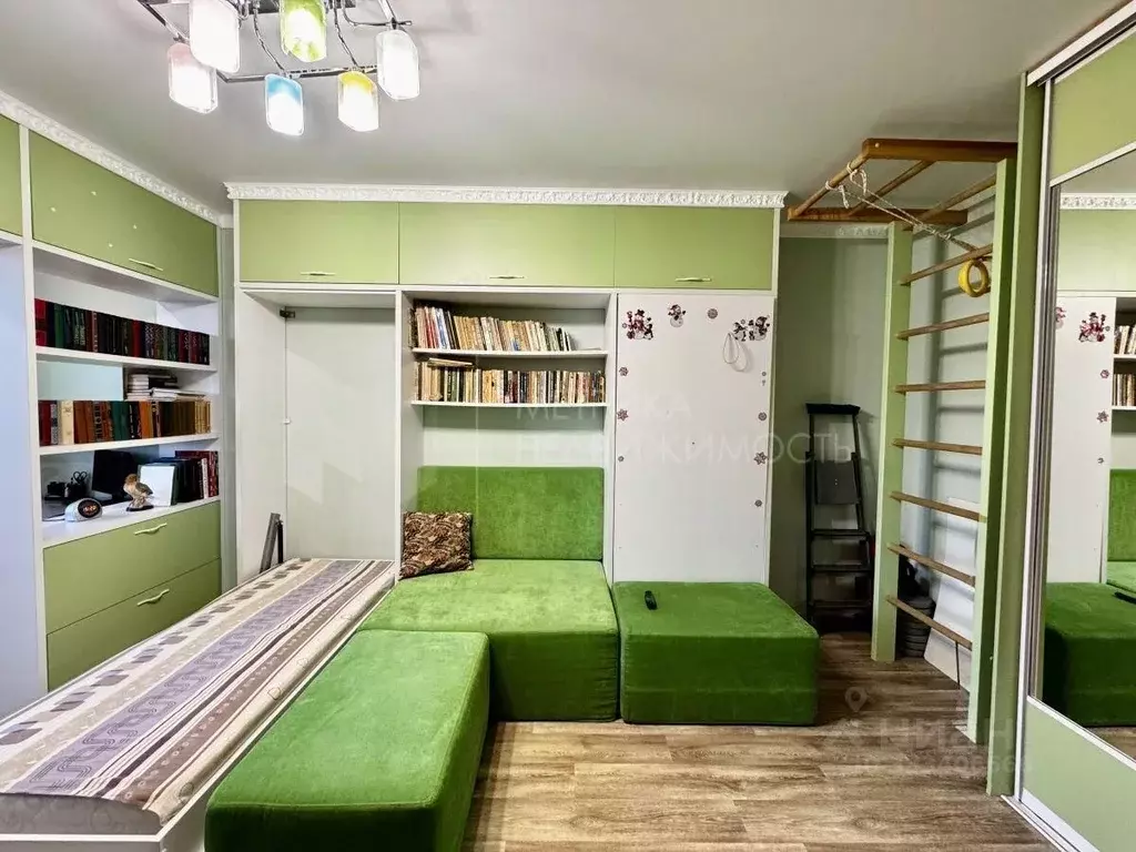 2-к кв. Тюменская область, Тюмень ул. Тимофея Чаркова, 81 (54.0 м) - Фото 1
