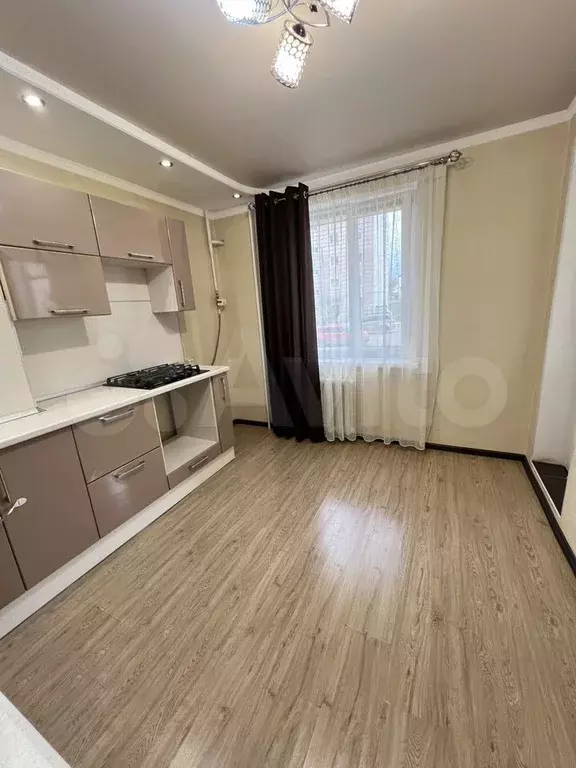 1-к. квартира, 32 м, 7/9 эт. - Фото 0