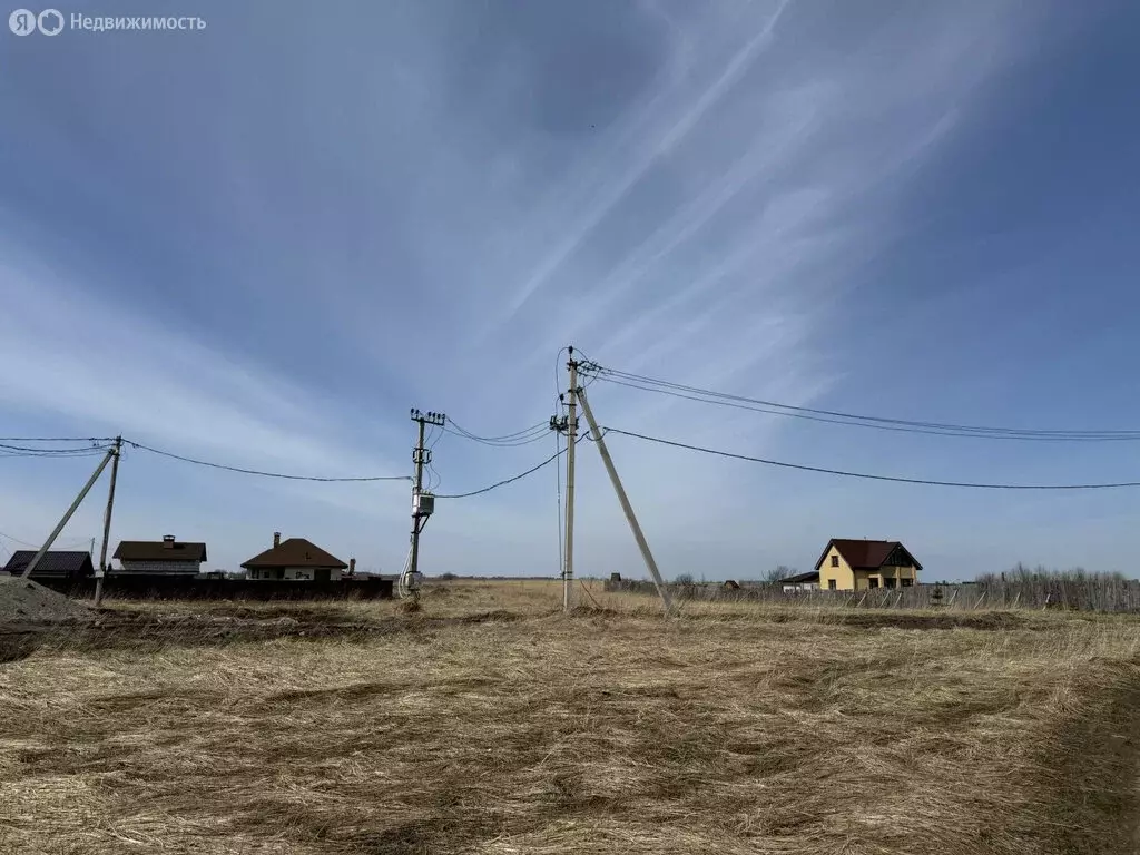 Участок в село Октябрьское, Заозёрная улица (5410 м) - Фото 0