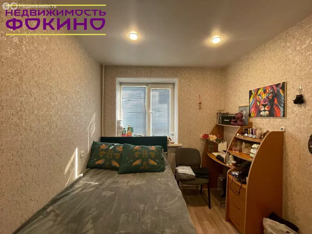 3-комнатная квартира: Большой Камень, улица Гагарина, 19 (59.8 м) - Фото 1