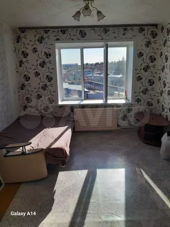 Комната 12,8 м в 1-к., 5/5 эт. - Фото 0