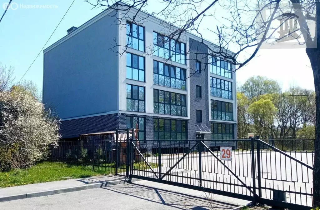 3-комнатная квартира: Калининград, проспект Победы, 251 (93.2 м) - Фото 1
