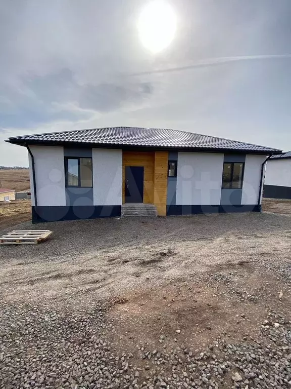 Дом 180 м на участке 7,5 сот. - Фото 0