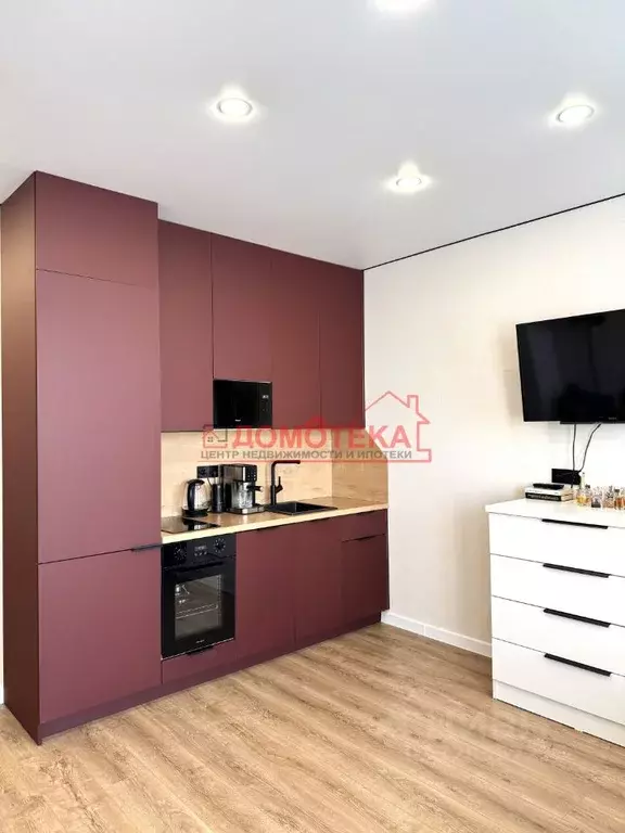 Студия Свердловская область, Екатеринбург ул. Репина, 109 (28.2 м) - Фото 2