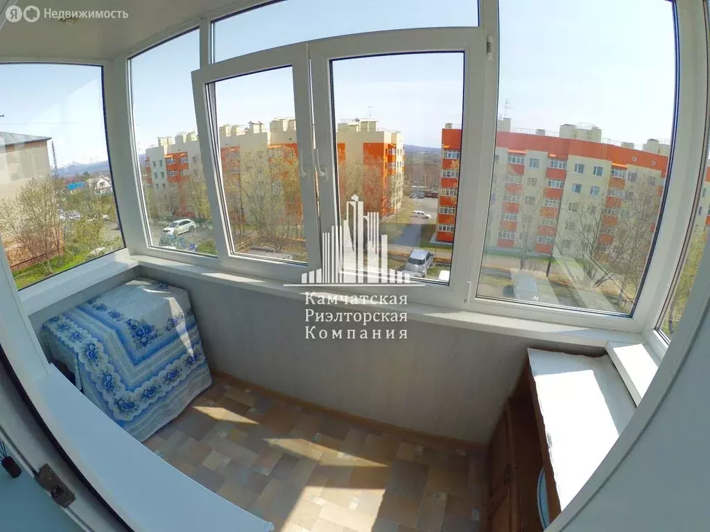 3-комнатная квартира: Елизово, улица Рабочей Смены, 3 (61 м) - Фото 0