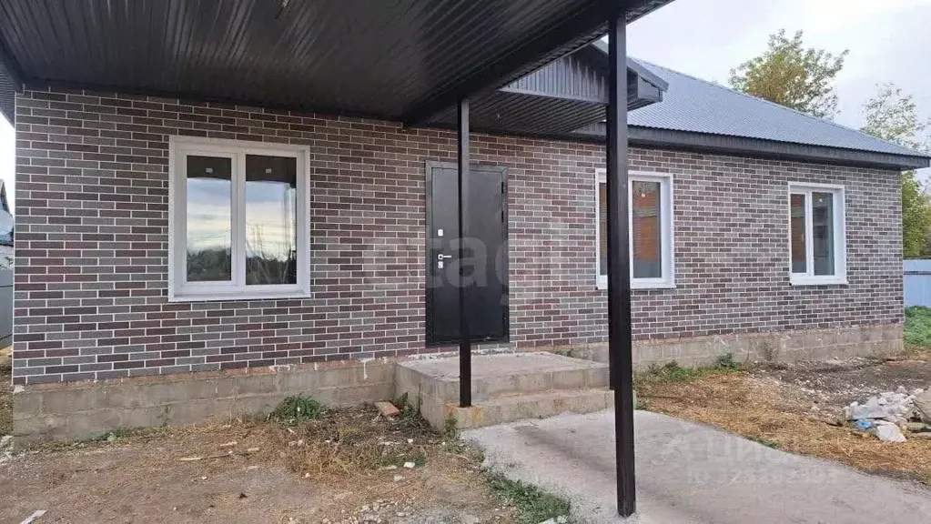 Дом в Оренбургская область, Саракташский район, с. Черкассы Лесная ... - Фото 2