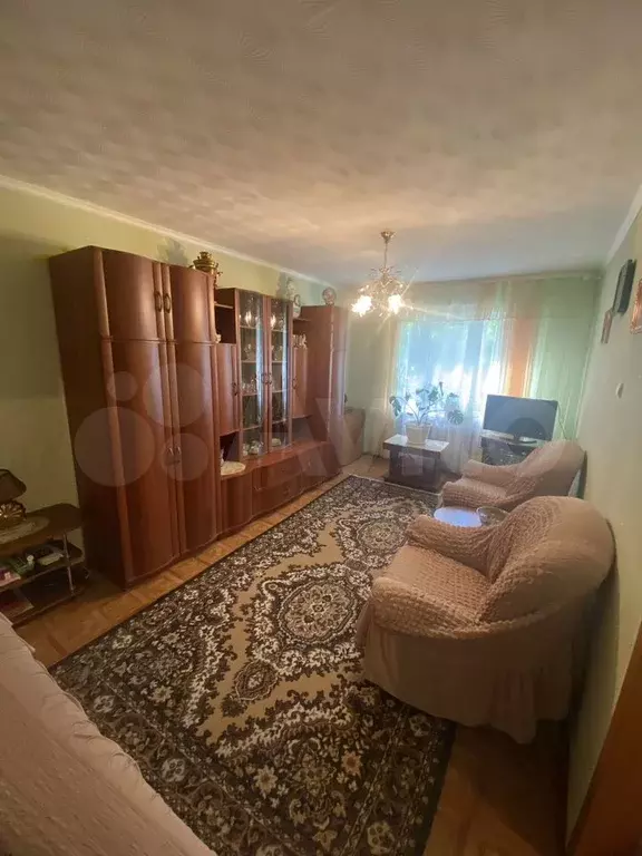 2-к. квартира, 50 м, 1/9 эт. - Фото 1