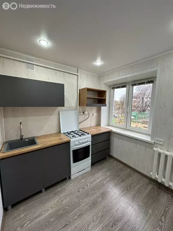 2-комнатная квартира: Губкин, улица Фрунзе, 3 (39 м) - Фото 2