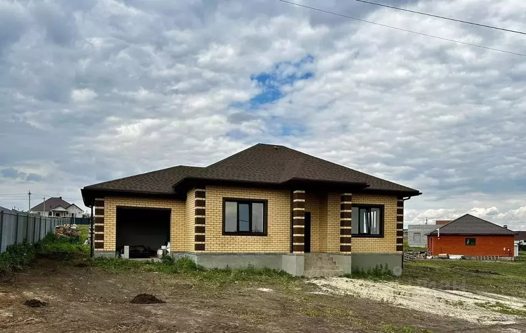 Дом в Белгородская область, Белгородский район, с. Стрелецкое ул. ... - Фото 0
