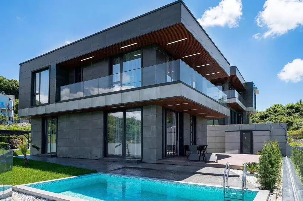 Дом в Краснодарский край, Сочи Звездная ул., 31/12 (320 м) - Фото 1