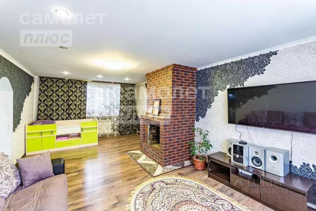 Дом в Свердловская область, Среднеуральск Советская ул., 45 (160 м) - Фото 0