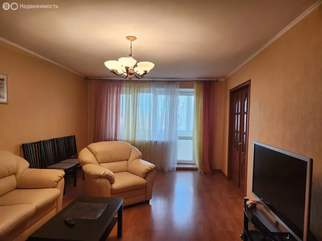 3-комнатная квартира: Уфа, улица Менделеева, 122/1 (85 м) - Фото 1