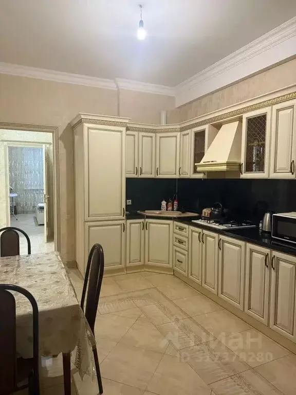 2-к кв. Дагестан, Махачкала ул. Мекегинская, 40 (80.0 м) - Фото 1
