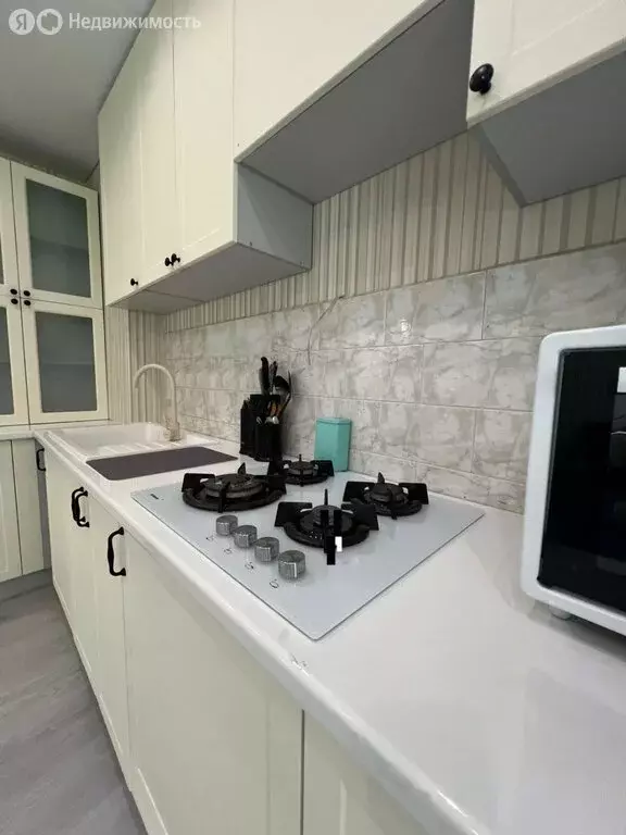 3-комнатная квартира: Киров, проспект Строителей, 13 (75 м) - Фото 1