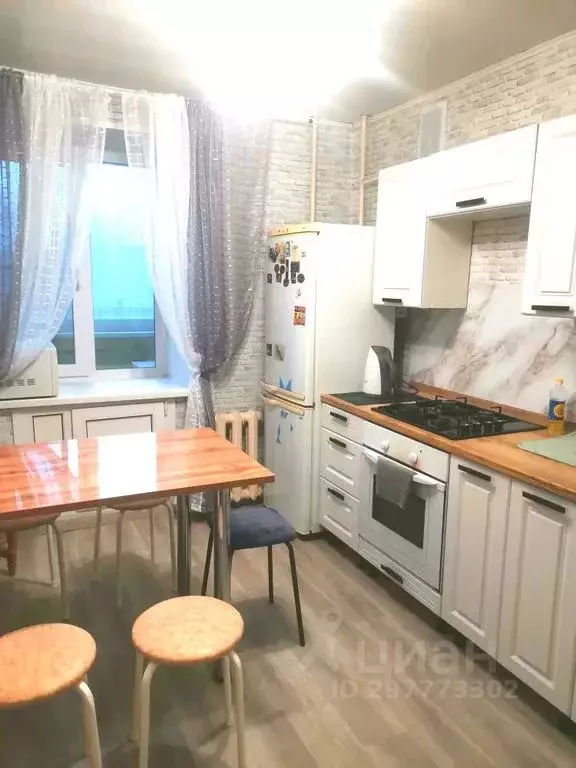 2-к кв. Владимирская область, Муром ул. Филатова, 7 (47.0 м) - Фото 1