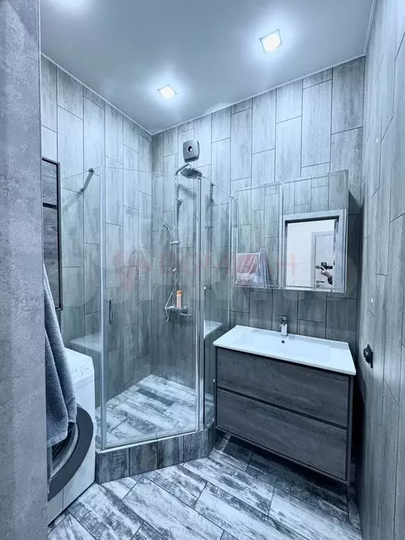 2-к. квартира, 55 м, 2/5 эт. - Фото 0