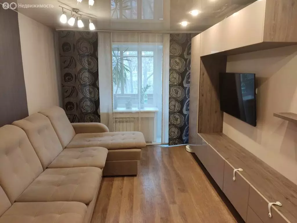 Квартира-студия: Иркутск, улица Гоголя, 6 (51.4 м) - Фото 1