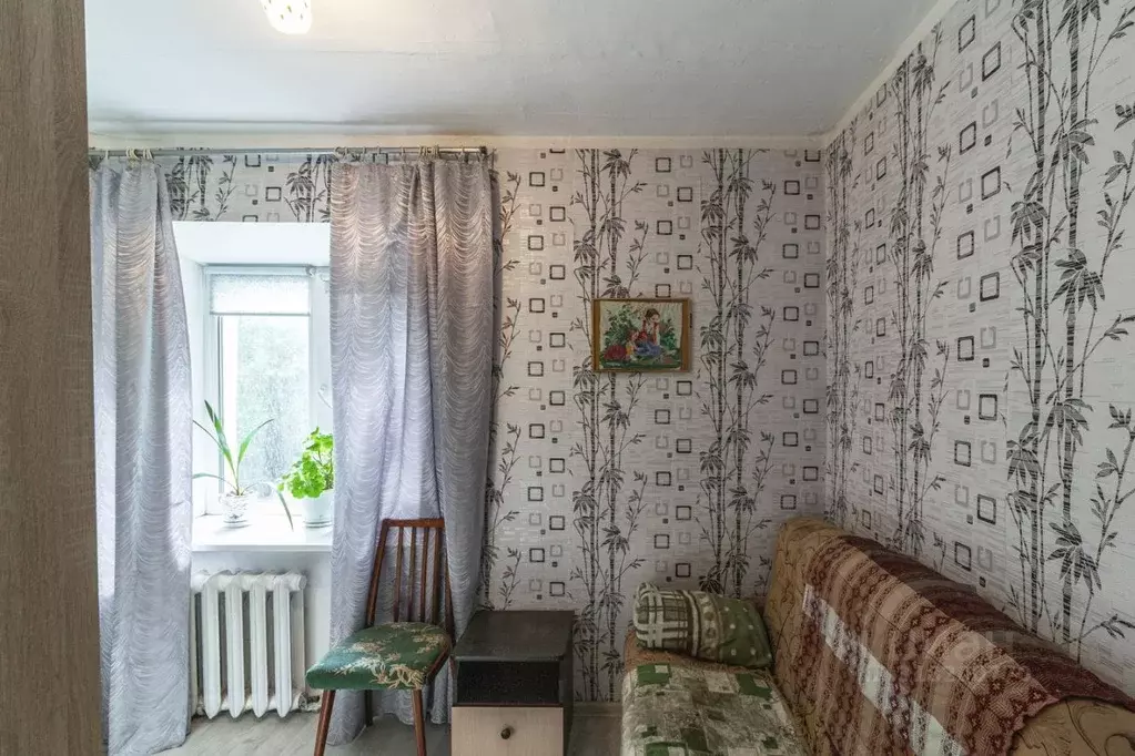 3-к кв. Омская область, Омск ул. 16-й Военный городок, 368 (42.1 м) - Фото 1