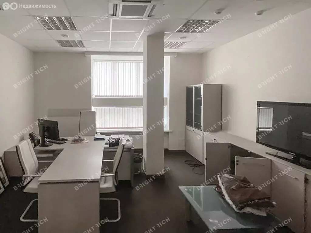 Офис (378.8 м) - Фото 1
