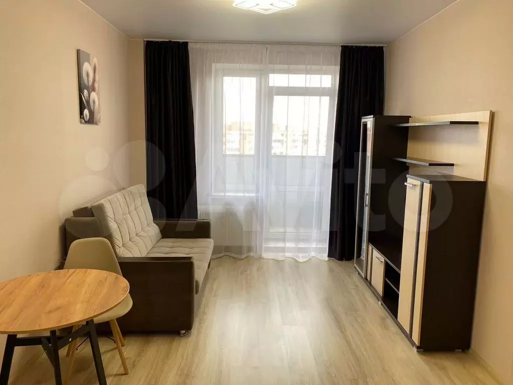 1-к. квартира, 40 м, 9/9 эт. - Фото 0