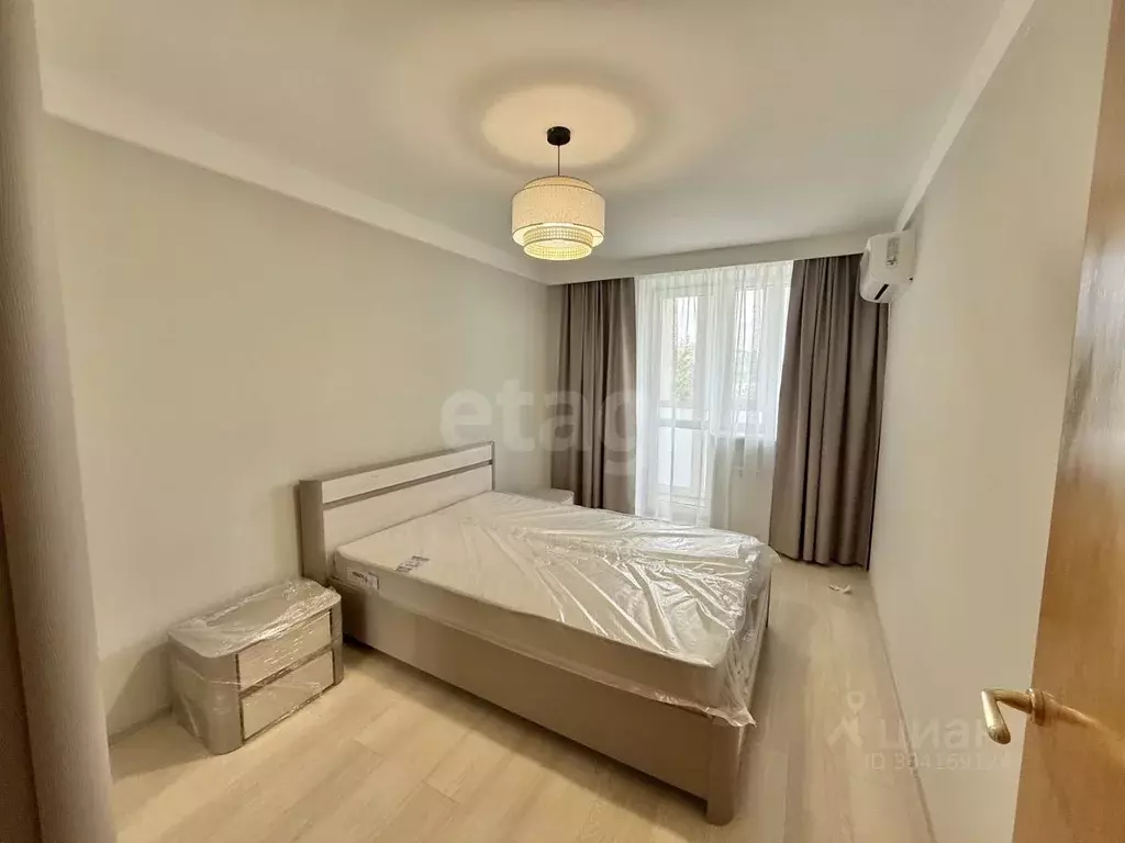 2-к кв. Крым, Симферополь ул. Караимская (70.0 м) - Фото 1