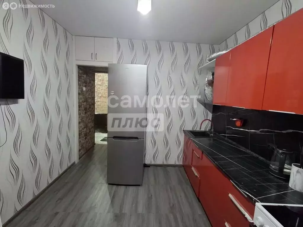 3-комнатная квартира: Бийск, Социалистическая улица, 58 (64 м) - Фото 2