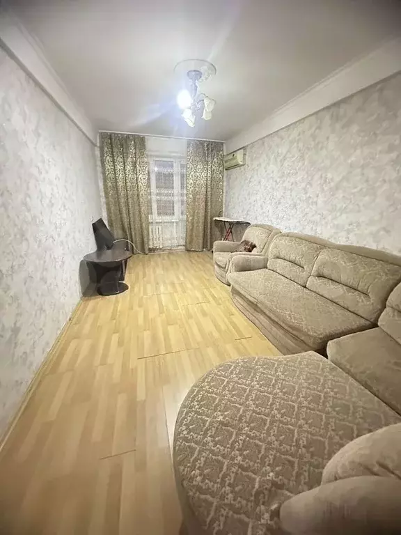 3-к. квартира, 81 м, 9/9 эт. - Фото 0