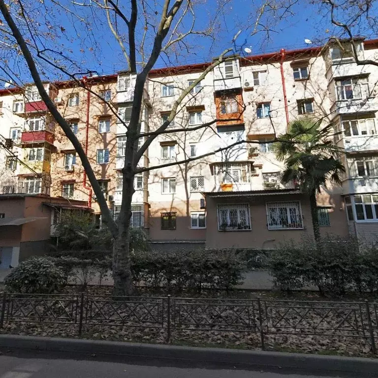 3-к кв. Краснодарский край, Сочи Гагарина мкр, ул. Чайковского, 31 ... - Фото 1