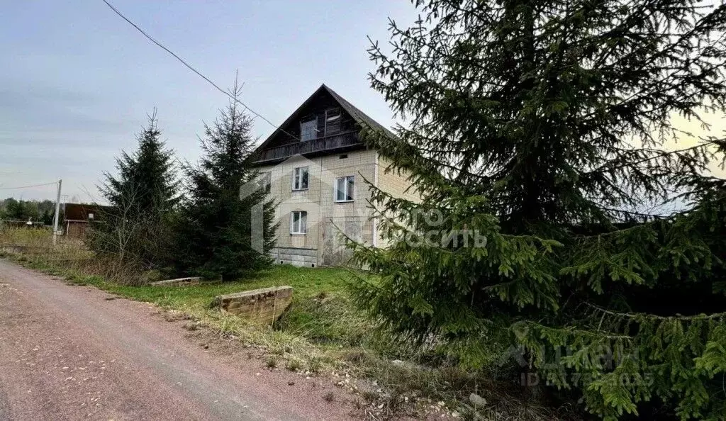 Дом в Ленинградская область, Ломоносовский район, Низинское с/пос, д. ... - Фото 1