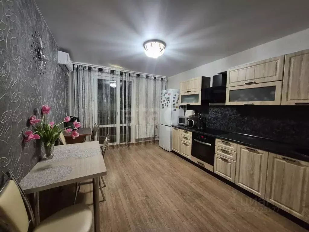 2-к кв. Воронежская область, Воронеж Московский просп., 207 (64.7 м) - Фото 1