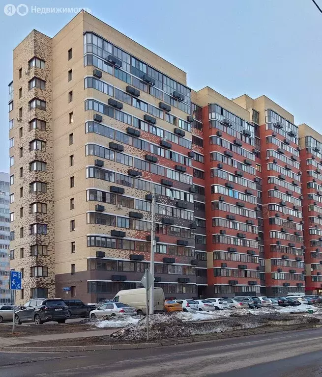 2-комнатная квартира: посёлок городского типа Свердловский, улица ... - Фото 1