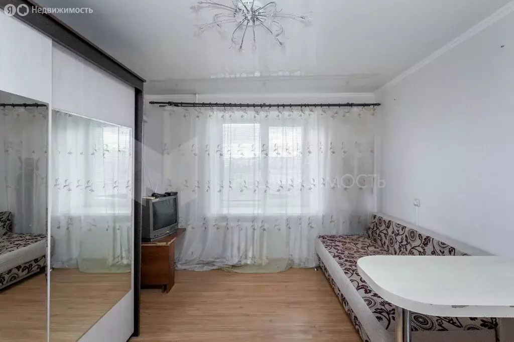 Квартира-студия: Тюмень, Холодильная улица, 40 (12.8 м) - Фото 2