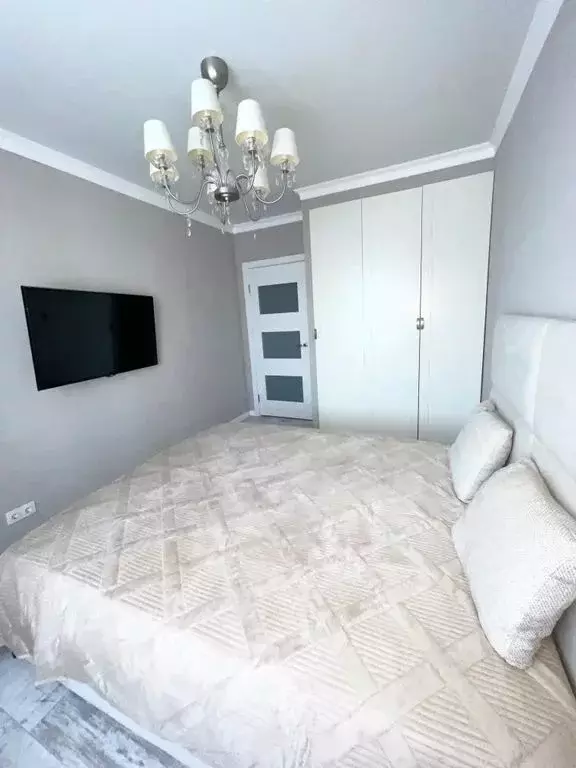 2-к кв. Татарстан, Казань ул. Азата Аббасова, 8 (55.0 м) - Фото 1