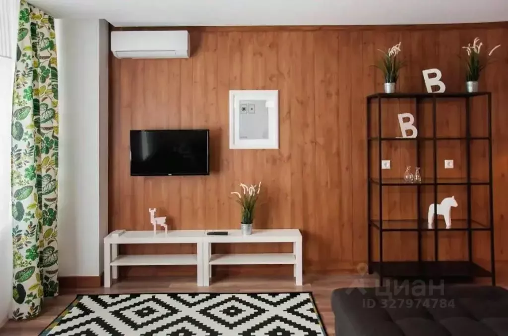 1-к кв. Псковская область, Псков Завеличье исторический район, ул. ... - Фото 1