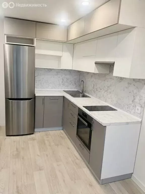 1-комнатная квартира: Благовещенск, улица Василенко, 1 (40 м) - Фото 1