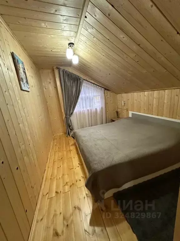 Дом в Карачаево-Черкесия, Зеленчукский район, с. Архыз ул. Хубиева, ... - Фото 1