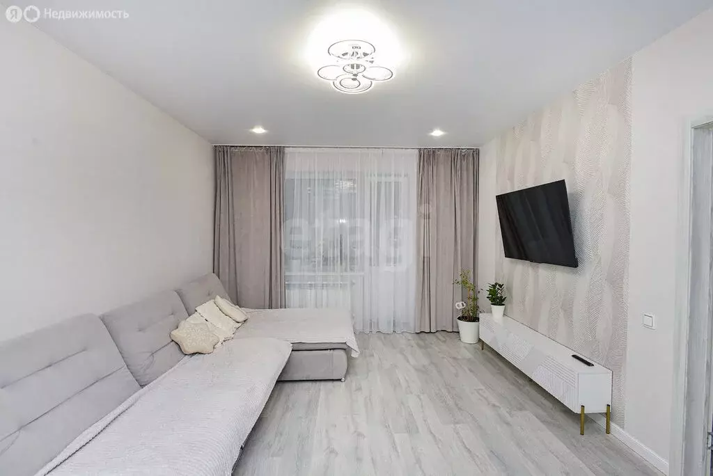 3-комнатная квартира: село Ямное, улица Генерала Круковского, 7 (90.3 ... - Фото 2