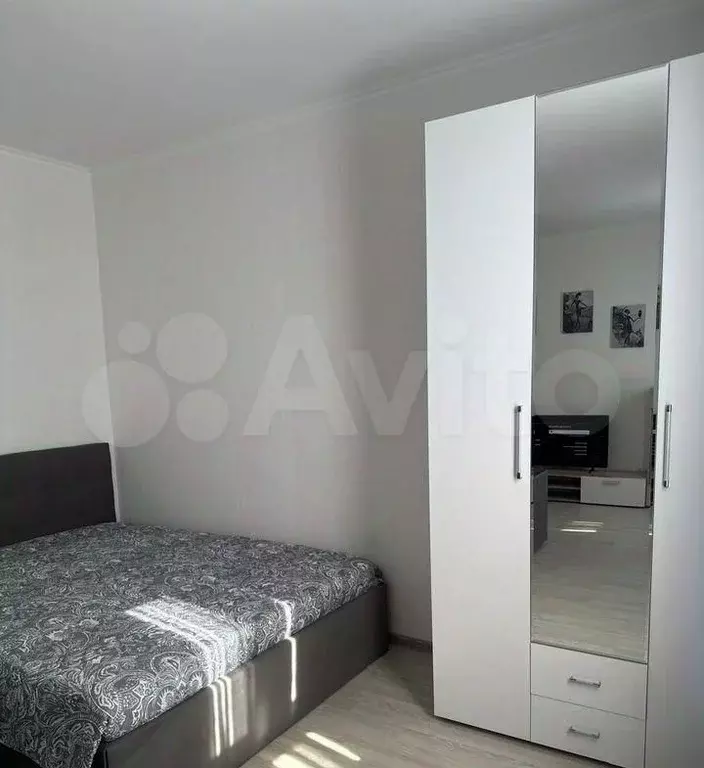 1-к. квартира, 50 м, 17/22 эт. - Фото 0