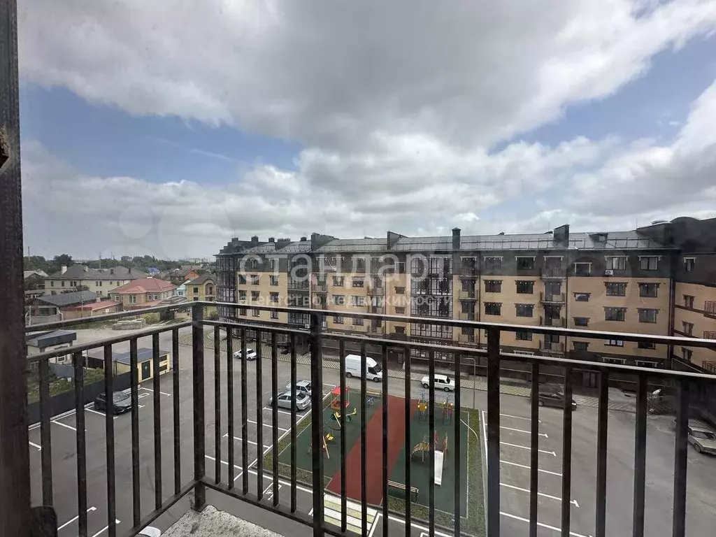 1-к. квартира, 38 м, 5/5 эт. - Фото 1