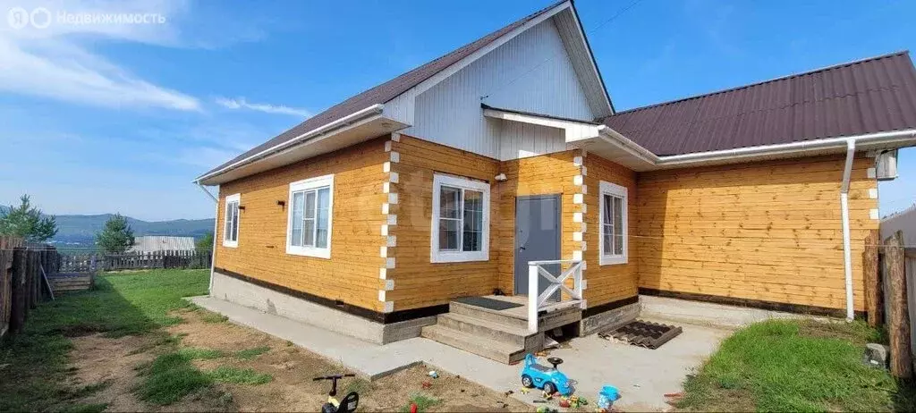 Дом в село Нижний Саянтуй, ДНТ Багульник, 1-й квартал (140 м) - Фото 2