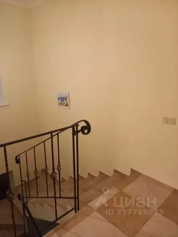 Дом в Краснодарский край, Геленджик ул. Голубая Бухта, 6В (200 м) - Фото 2