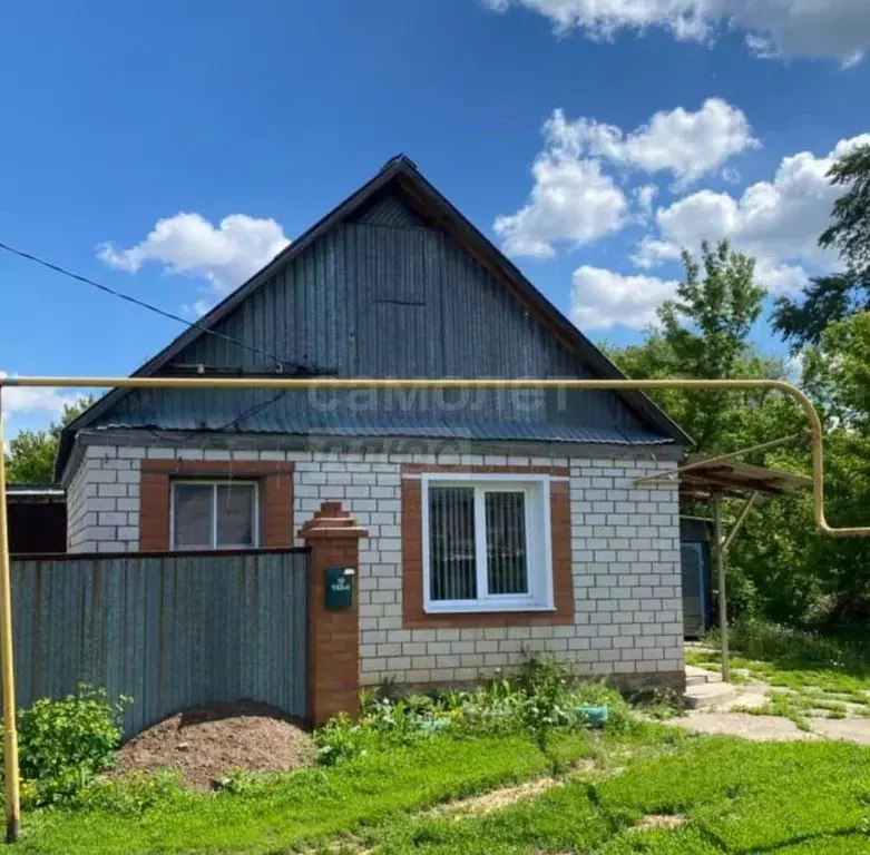 Дом в Оренбургская область, с. Ташла ул. Советская, 133 (50 м) - Фото 0