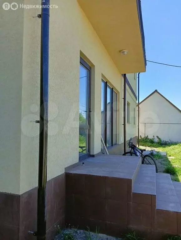 Дом в Симферополь, улица В.Ф. Жидкова, 4 (224 м) - Фото 1