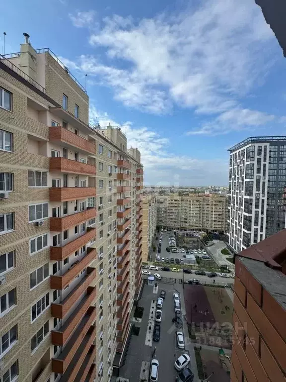 3-к кв. Астраханская область, Астрахань ул. Трофимова, 6 (90.9 м) - Фото 2