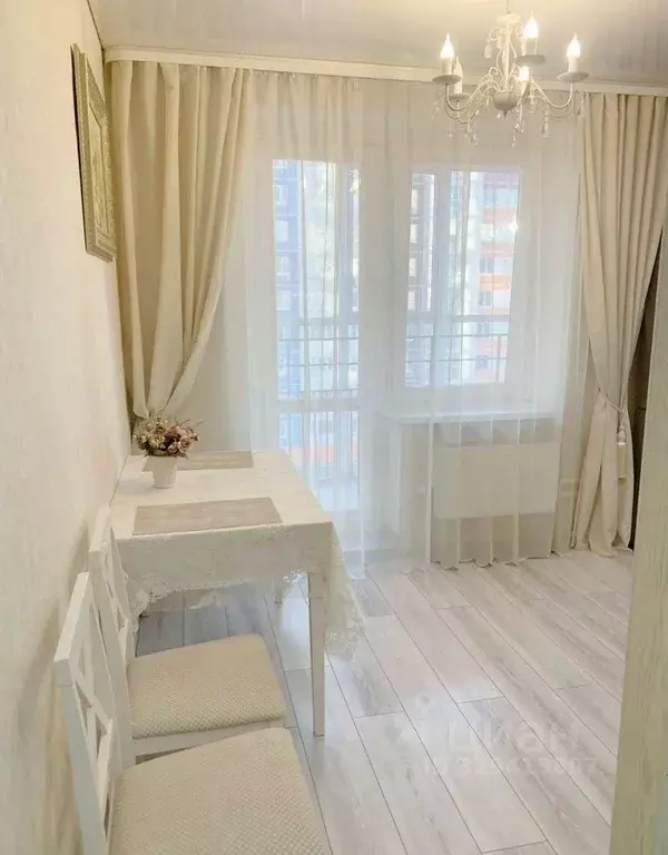 2-к кв. Тюменская область, Тюмень ул. Федюнинского, 60к2 (59.0 м) - Фото 1