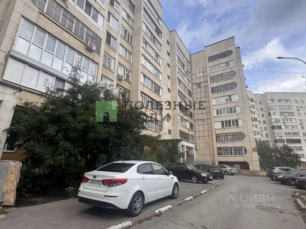 3-к кв. Башкортостан, Уфа Комсомольская ул., 18 (65.2 м) - Фото 0