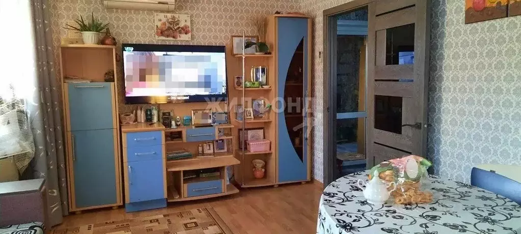 Дом в Астраханская область, Астрахань ул. Набережная Тимирязева (69 м) - Фото 0